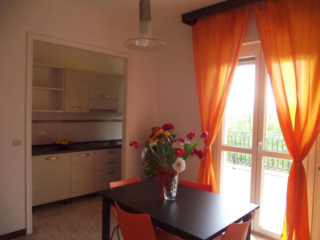 Riviera Apartments Pietra Ligure Ruang foto